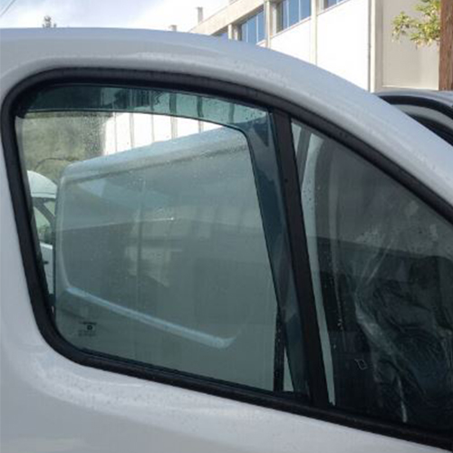 [31WD-TRA] Déflecteurs d'air Renault Trafic 2001 - 2014